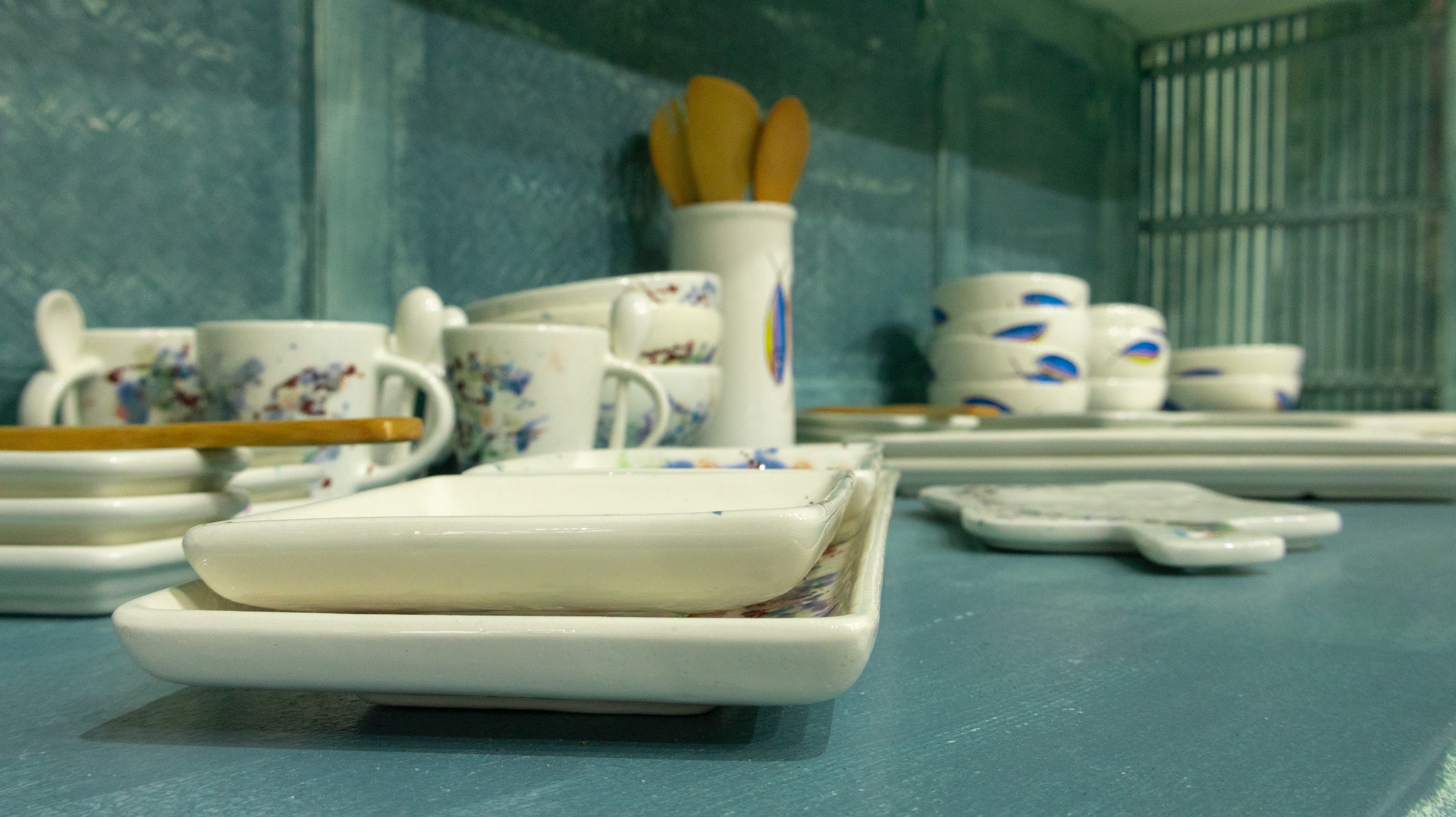 White Ceramic Dish Set